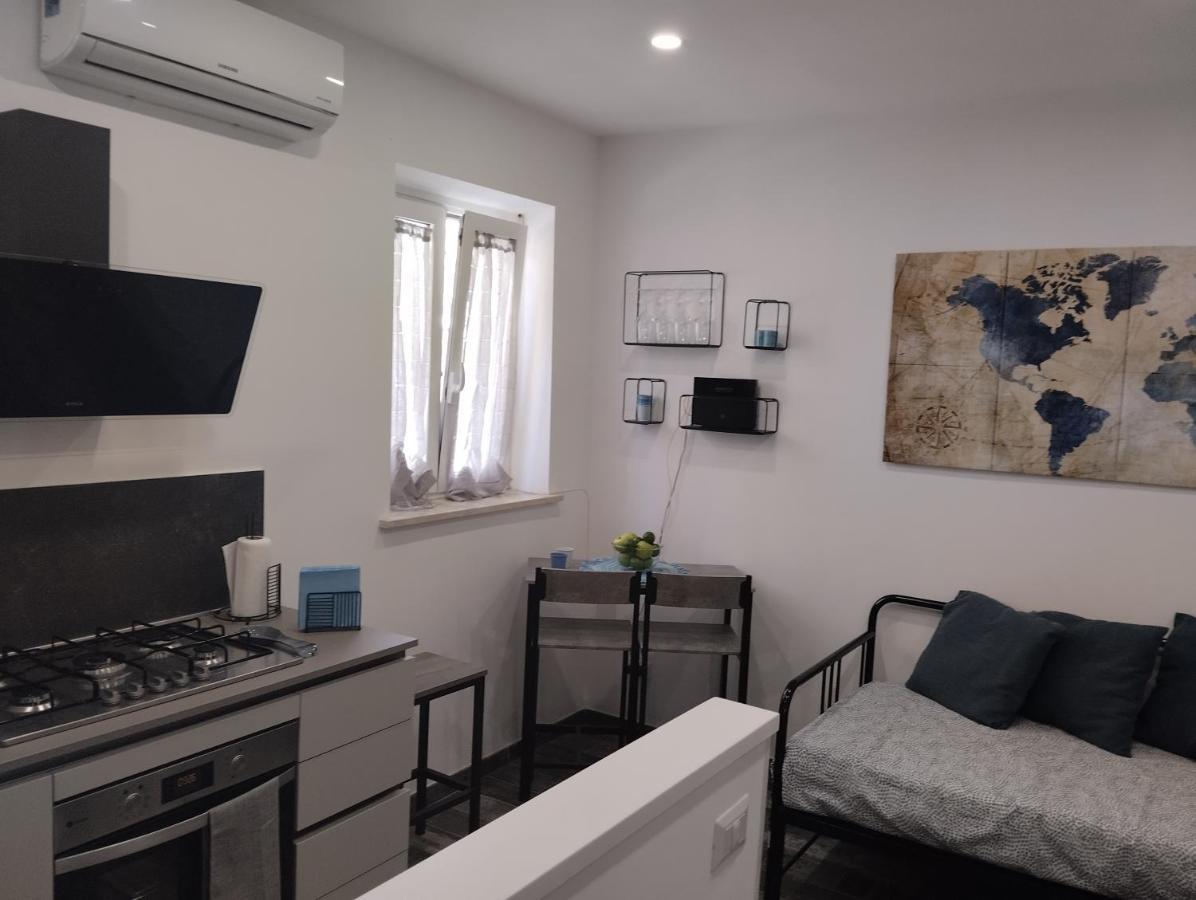 Casa Cesare Lägenhet Rom Exteriör bild